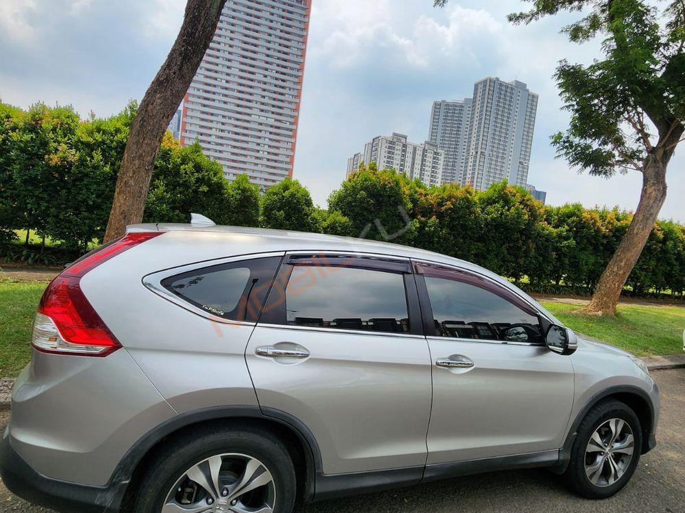 Mobil Honda CR-V 2014