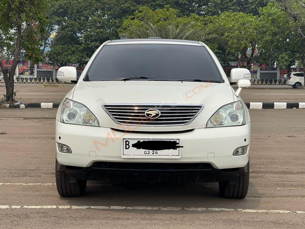 Mobil Toyota Harrier 2011