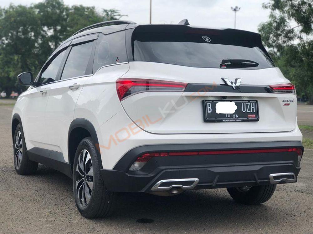 Mobil Wuling Almaz 2021