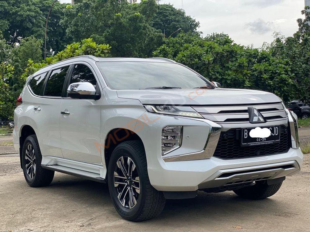 Mobil Mitsubishi Pajero Sport 2021