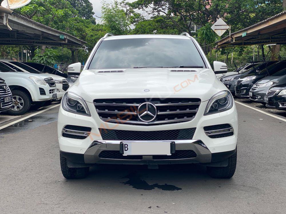 Mobil Mercedes-Benz ML 2015