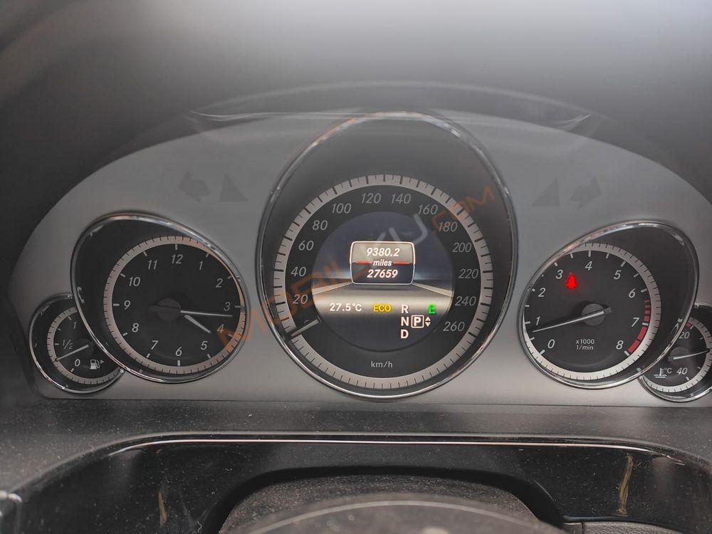 Mobil Mercedes-Benz E-Class 2014