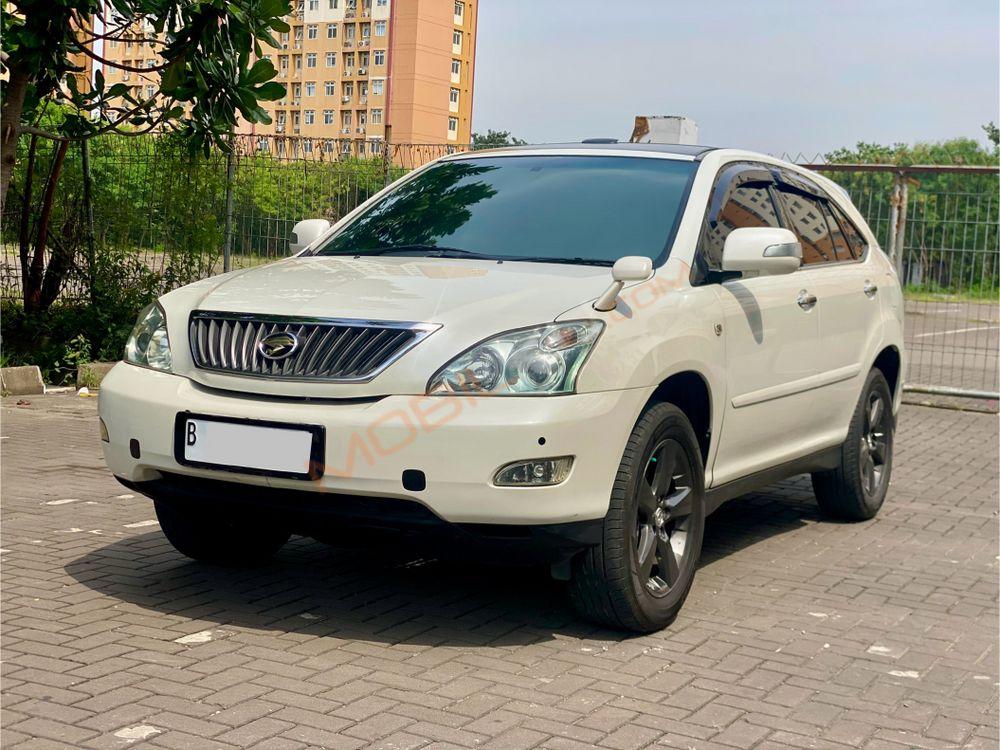 Mobil Toyota Harrier 2010