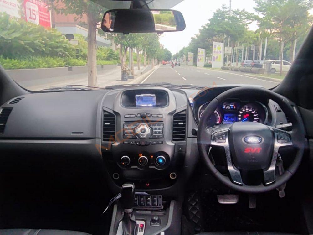 Mobil Ford Ranger 2014