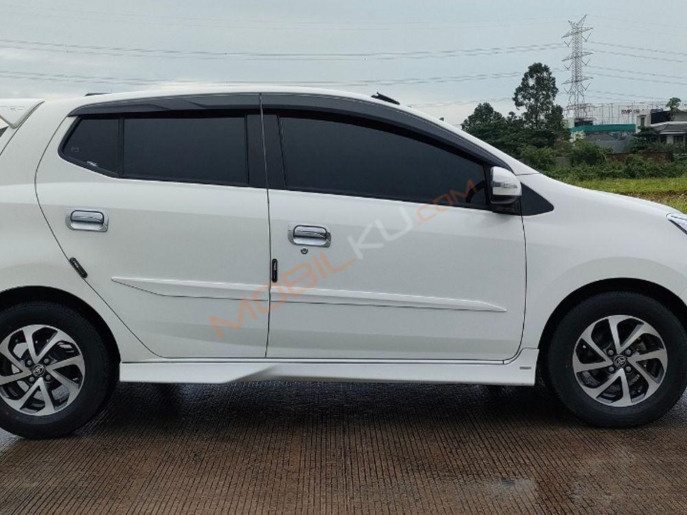Mobil Toyota Agya 2018