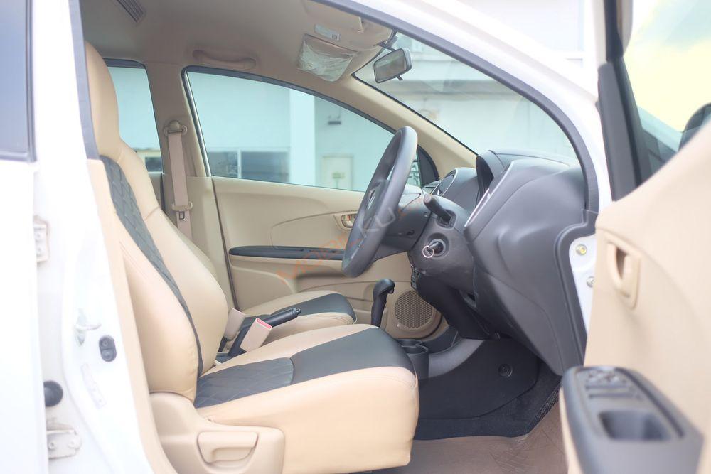 Mobil Honda Mobilio 2015