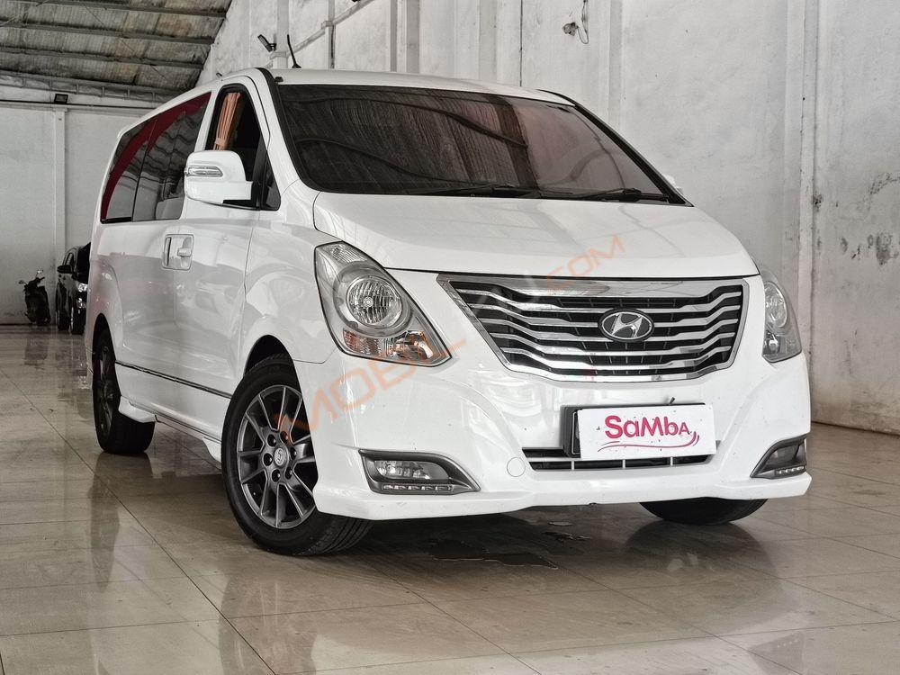 Mobil Hyundai H-1 2014