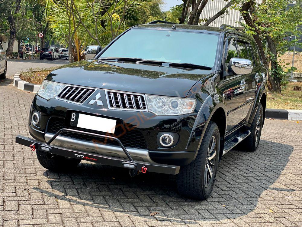 Mobil Mitsubishi Pajero Sport 2012
