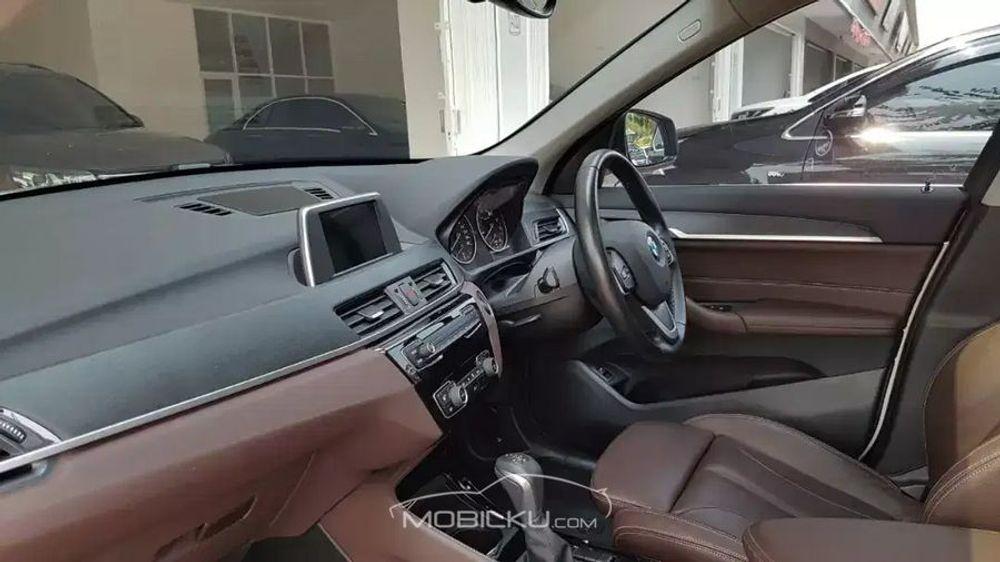 Mobil BMW X1 2017