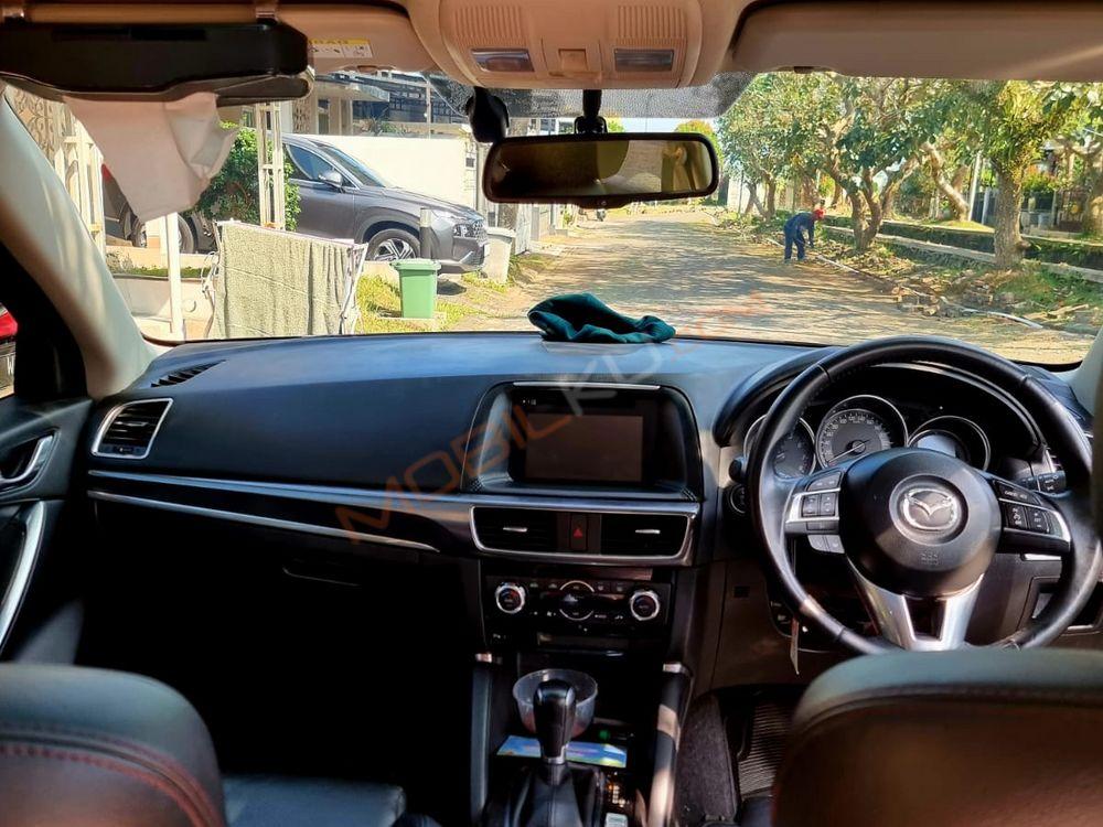 Mobil Mazda CX-5 2016