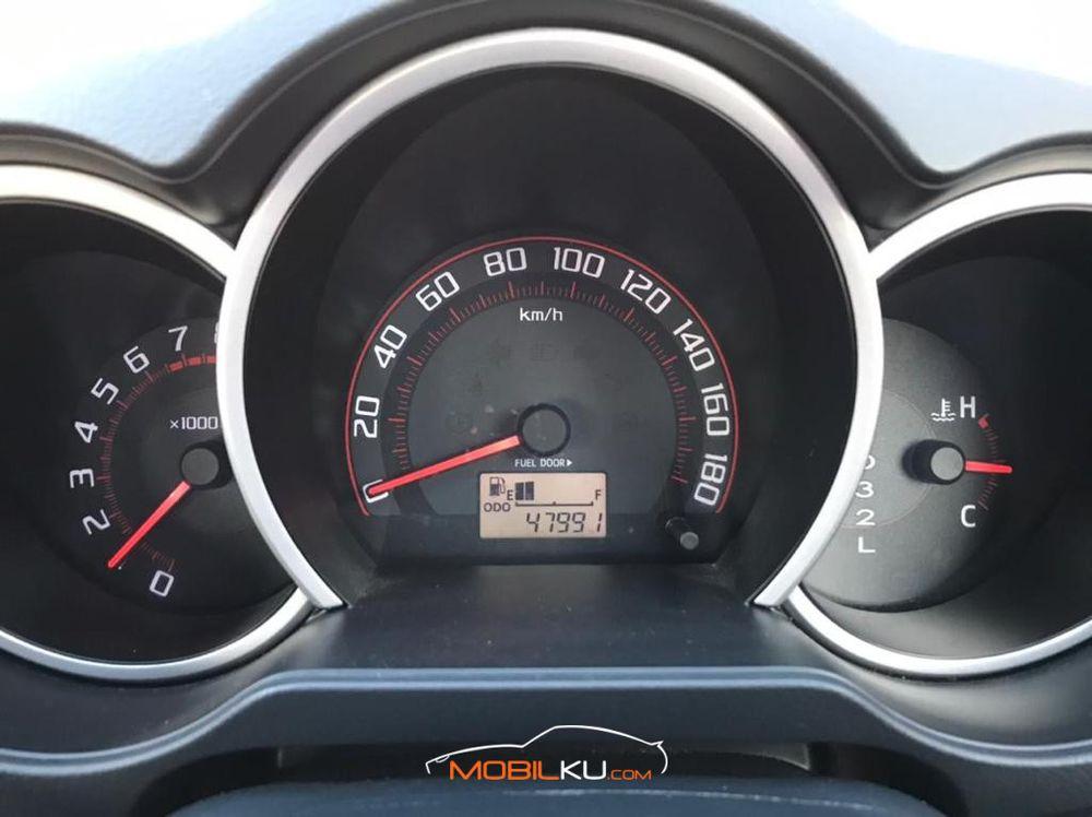 Mobil Toyota Rush 2017