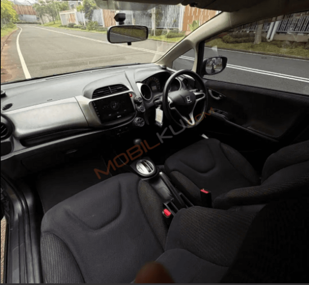 Mobil Honda Jazz 2014