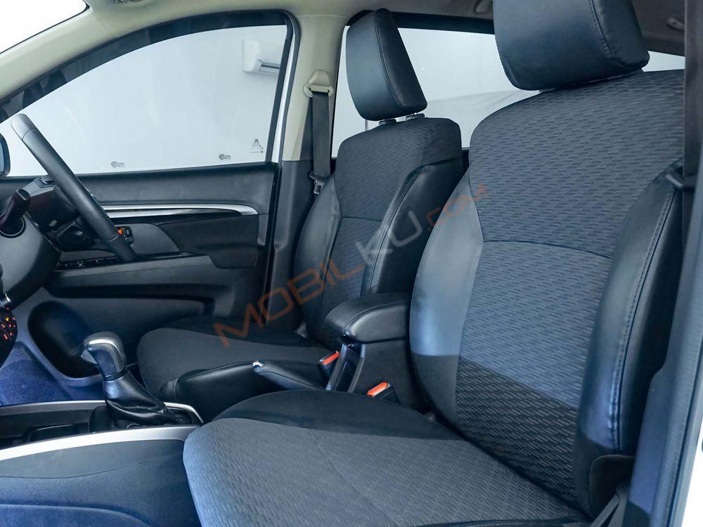 Mobil Suzuki XL7 2021