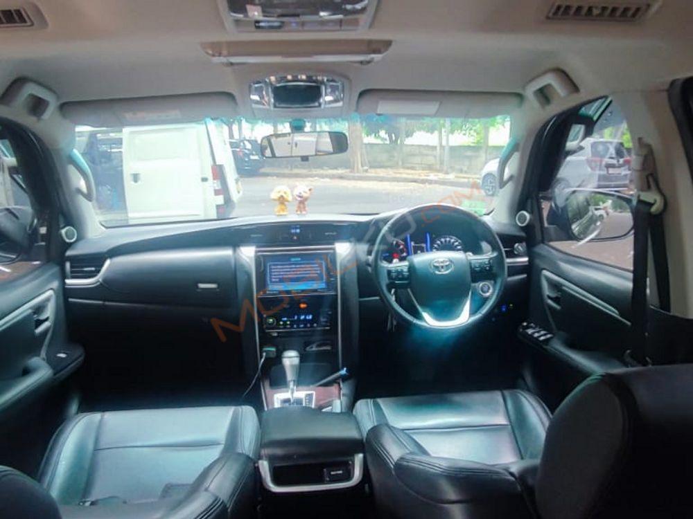 Mobil Toyota Fortuner 2020