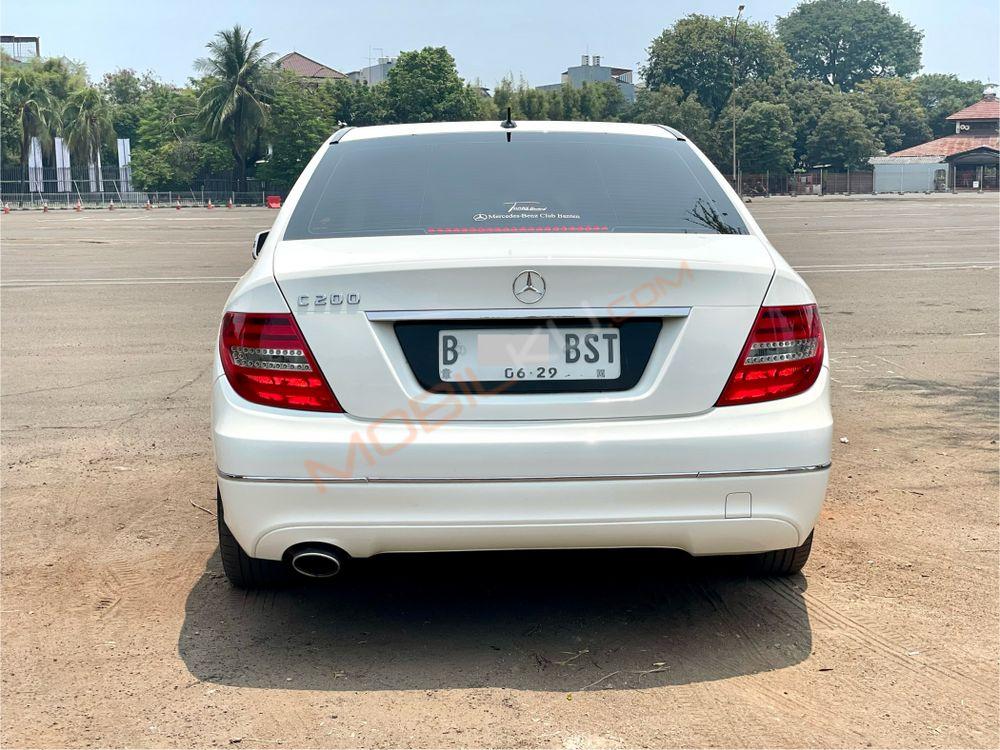 Mobil Mercedes-Benz C-Class 2014