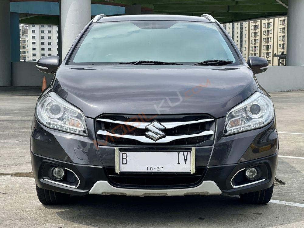 Mobil Suzuki SX4 2017
