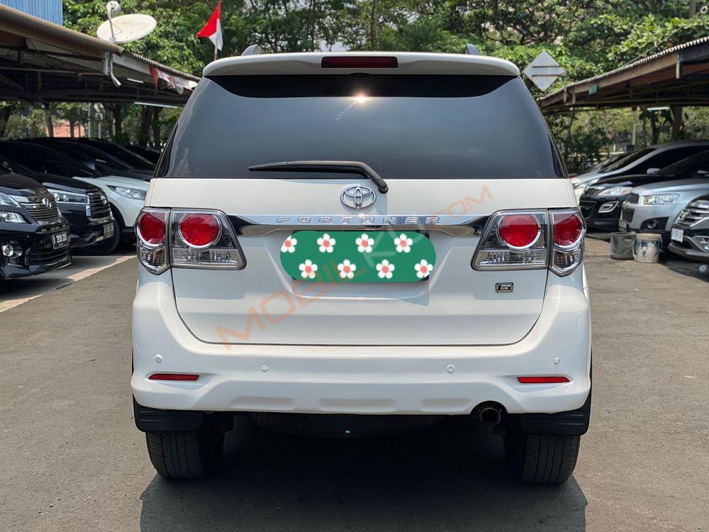 Mobil Toyota Fortuner 2012