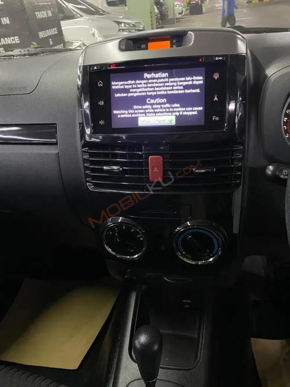 Mobil Daihatsu Terios 2015