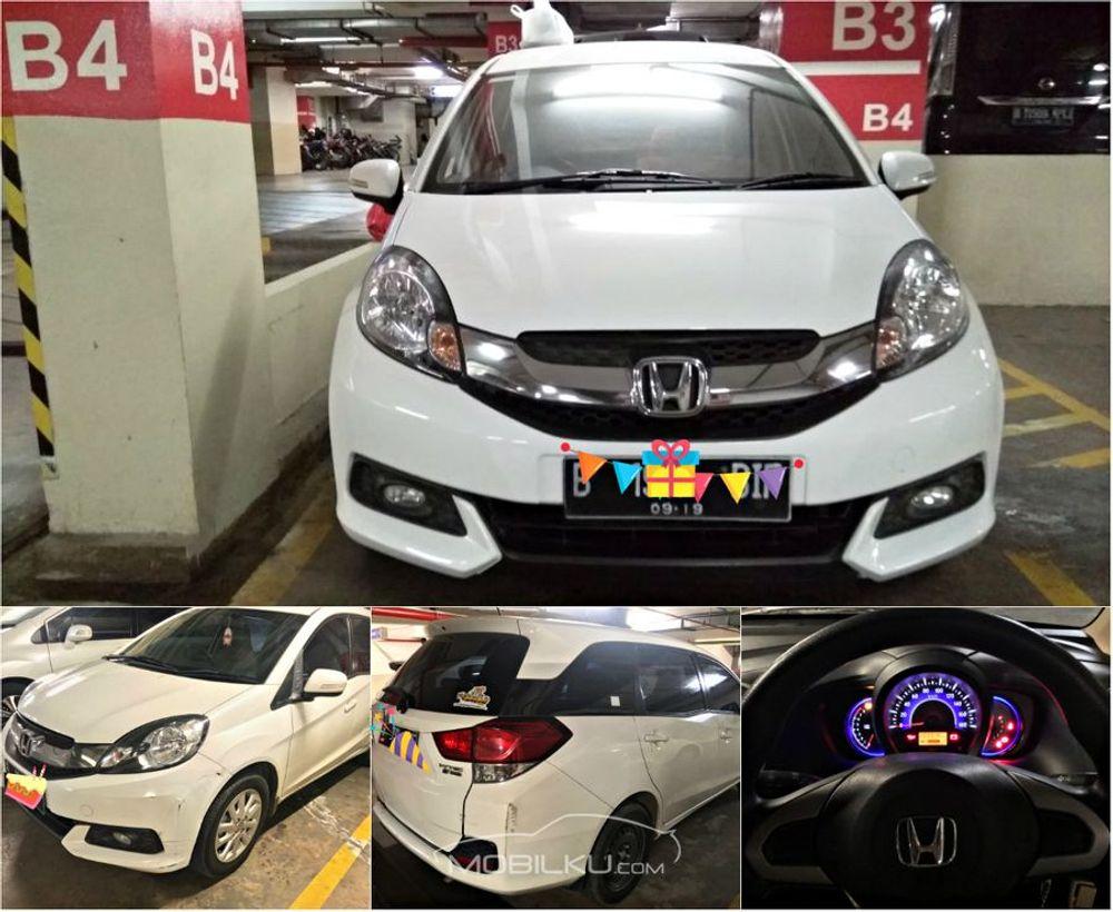 Mobil Honda Mobilio 2014