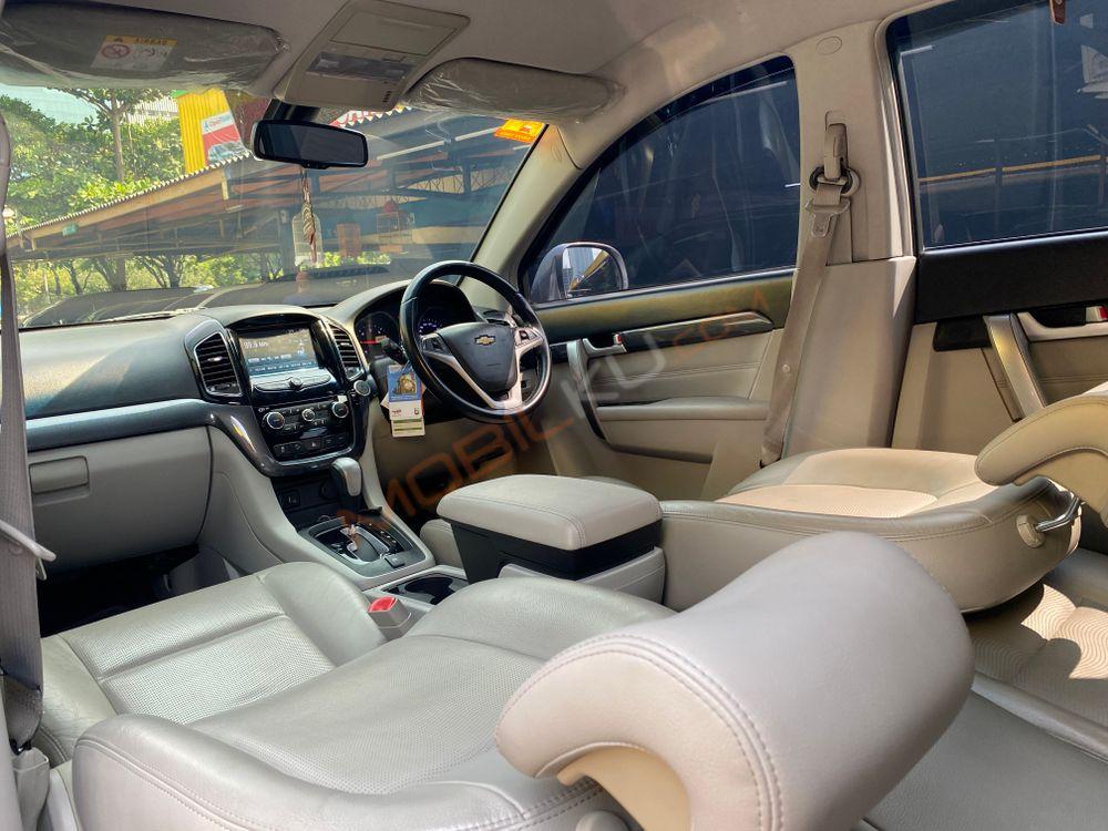 Mobil Chevrolet Captiva 2017