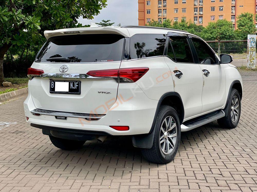 Mobil Toyota Fortuner 2017