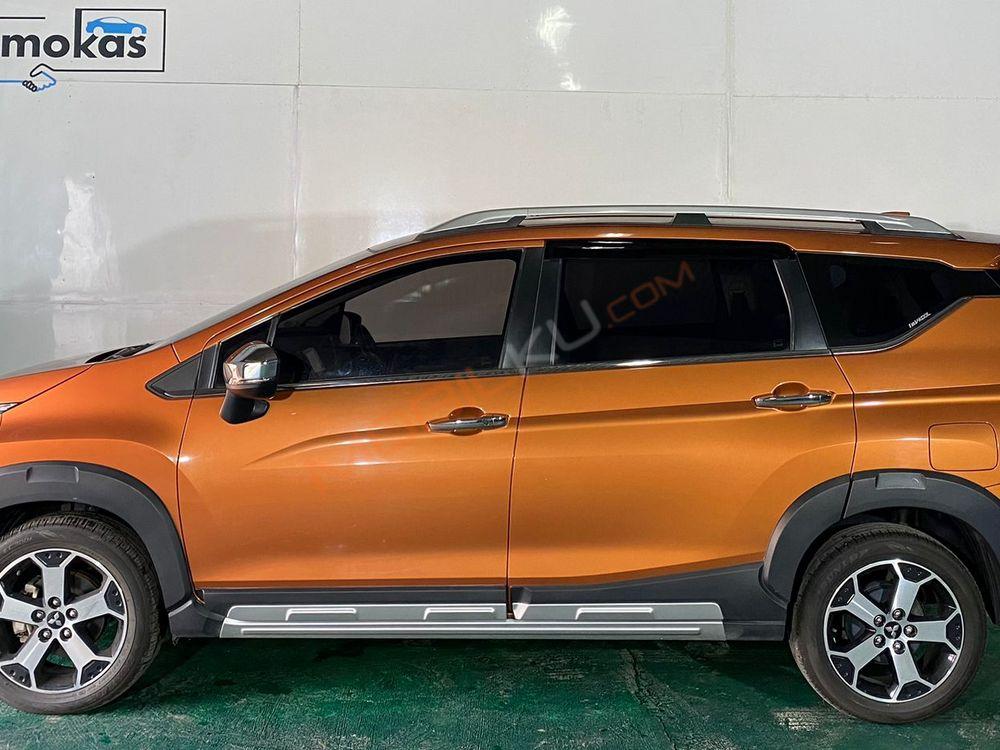 Mobil Mitsubishi Xpander Cross 2020