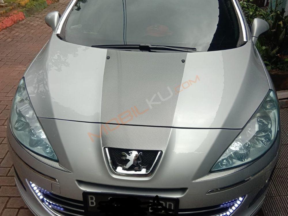 Mobil Peugeot 408 2012