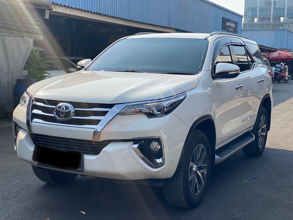 Mobil Toyota Fortuner 2016