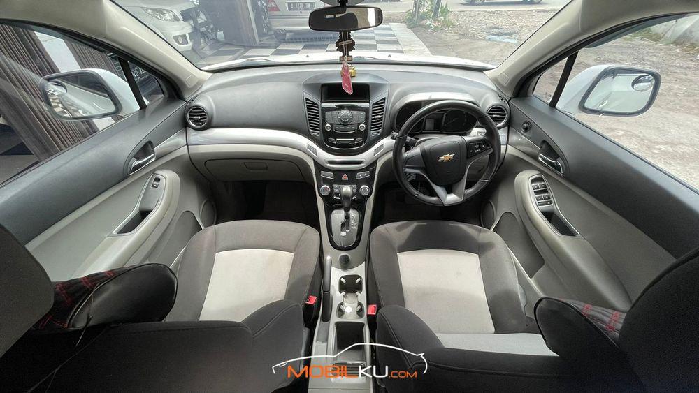 Mobil Chevrolet Orlando 2015