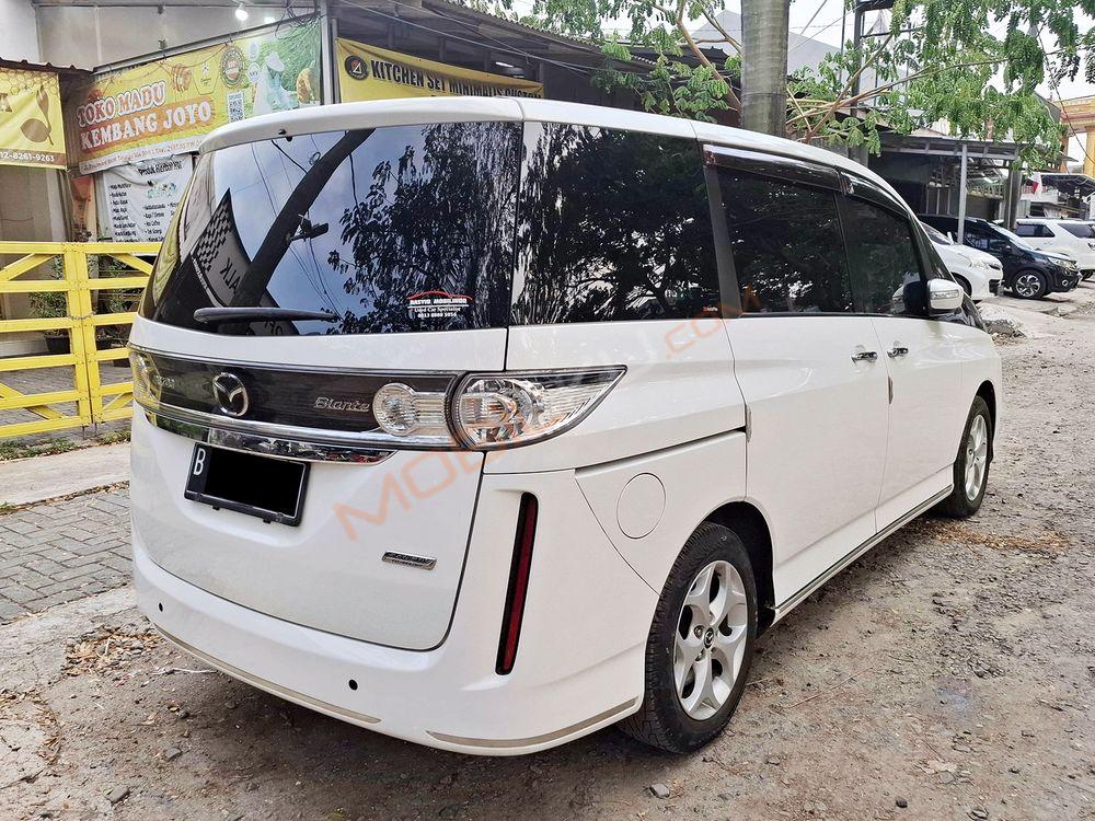 Mobil Mazda Biante 2014