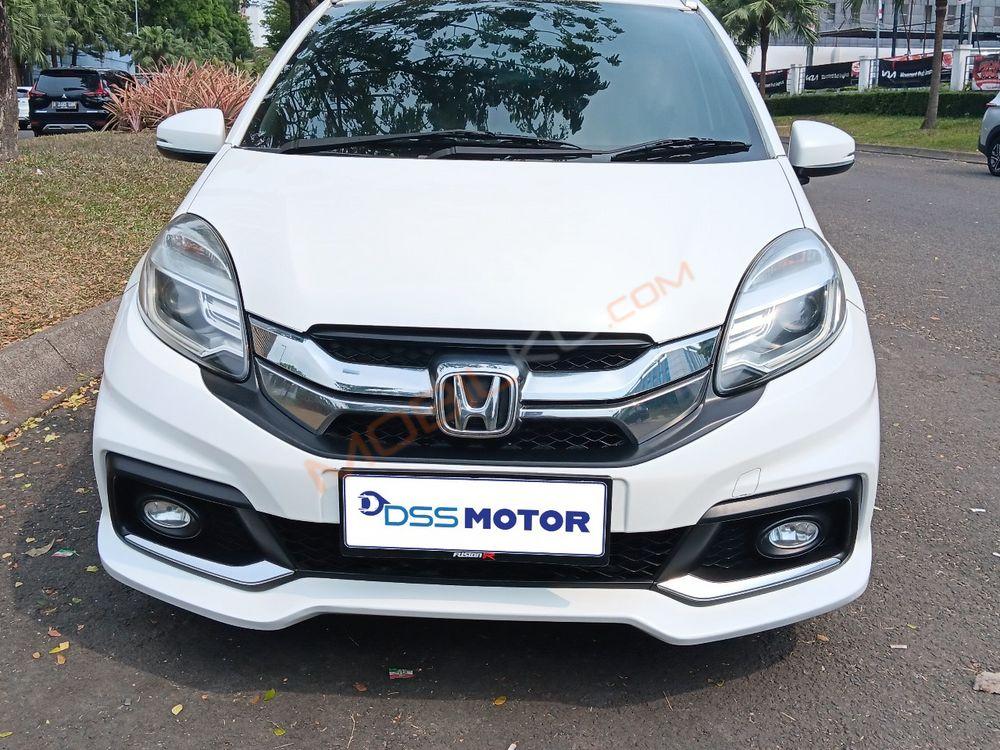 Mobil Honda Mobilio 2016