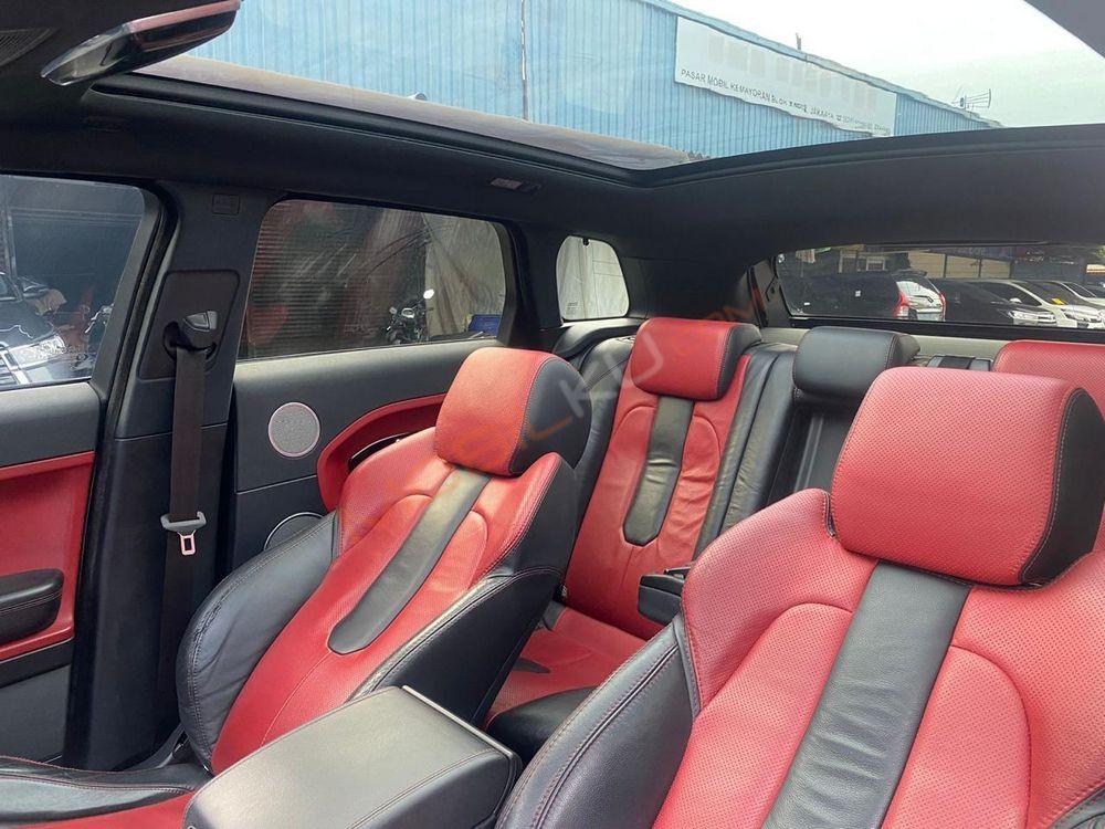 Mobil Range Rover Evoque 2012