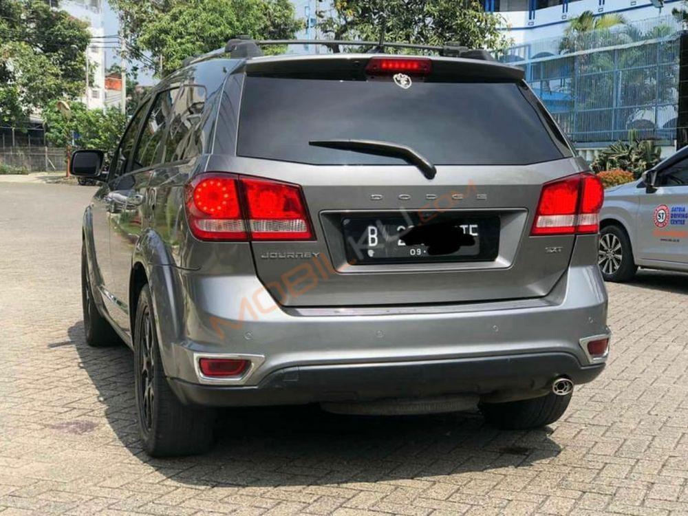 Mobil Dodge Journey 2013