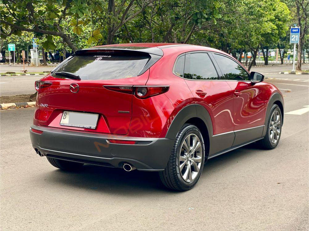 Mobil Mazda CX-30 2023