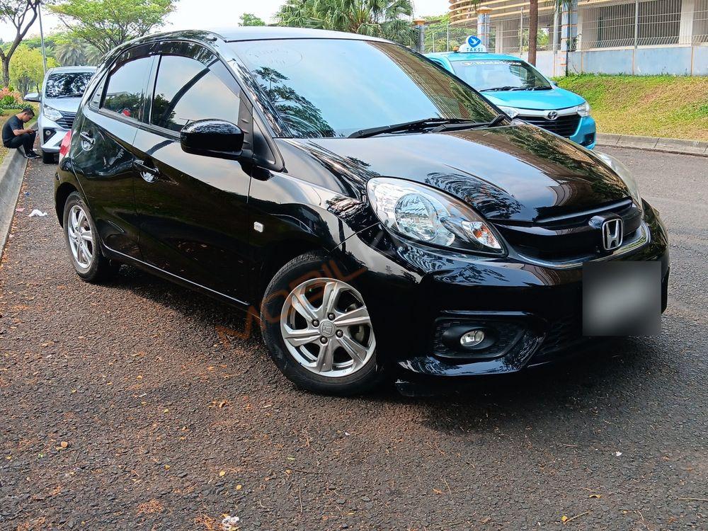 Mobil Honda Brio 2018