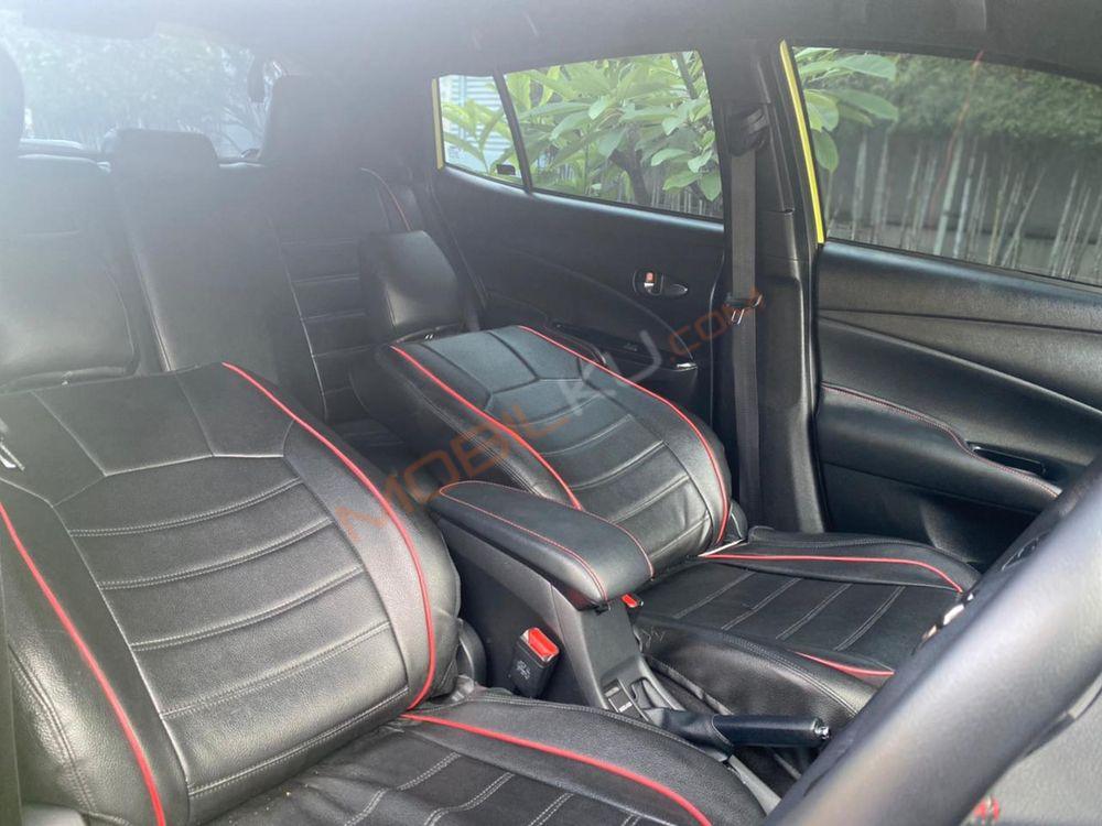 Mobil Toyota Yaris 2021