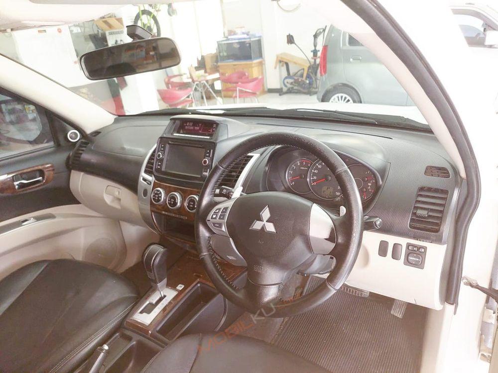 Mobil Mitsubishi Pajero Sport 2014