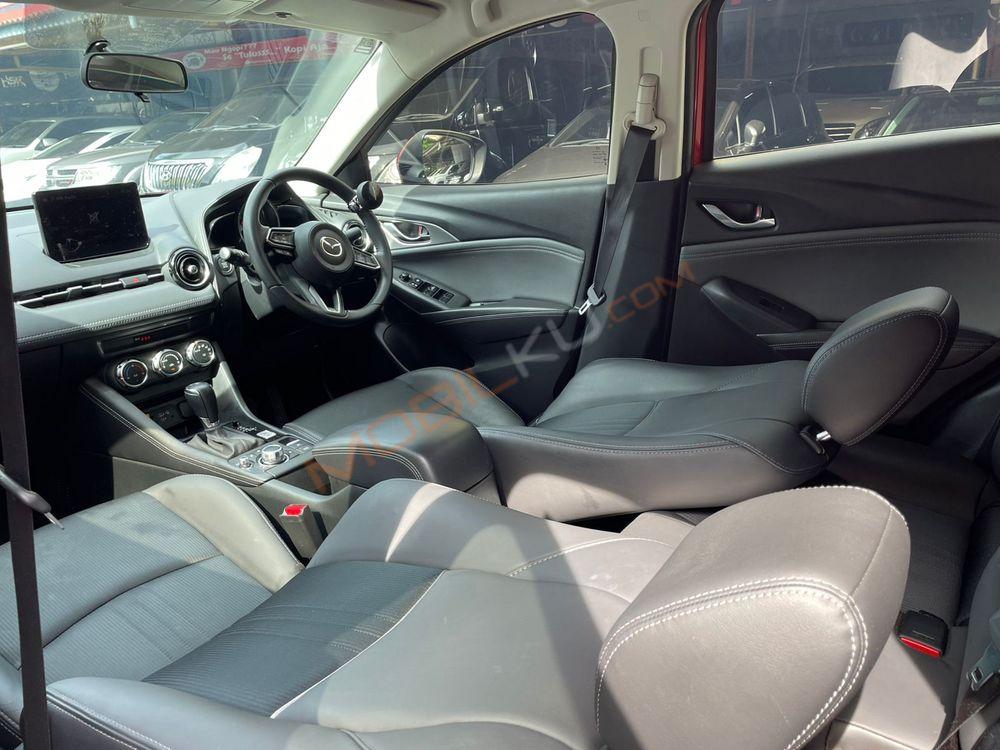 Mobil Mazda CX-3 2023