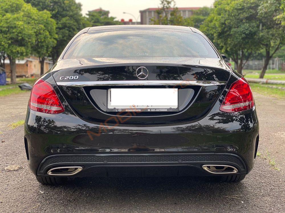 Mobil Mercedes-Benz C-Class 2018