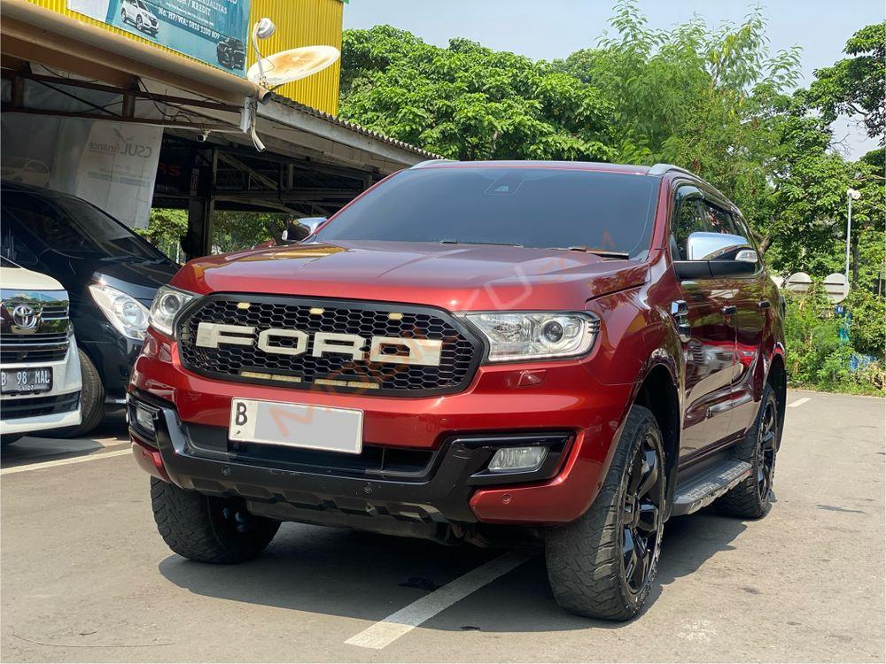 Mobil Ford Everest 2015