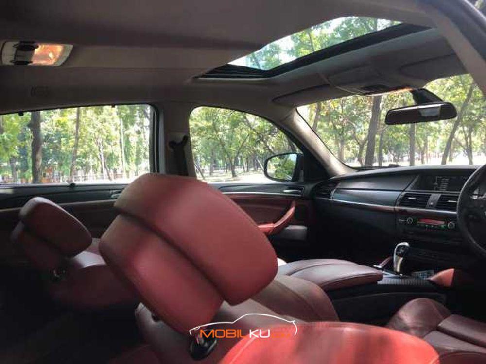 Mobil BMW X6 2013