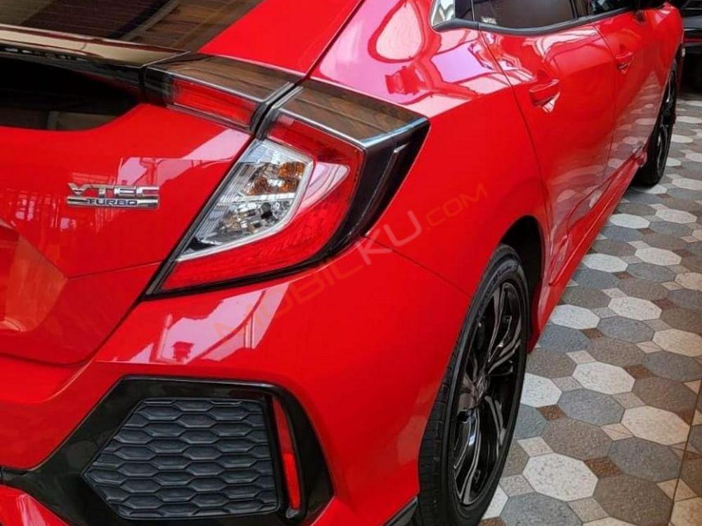 Mobil Honda Civic Hatchback 2018