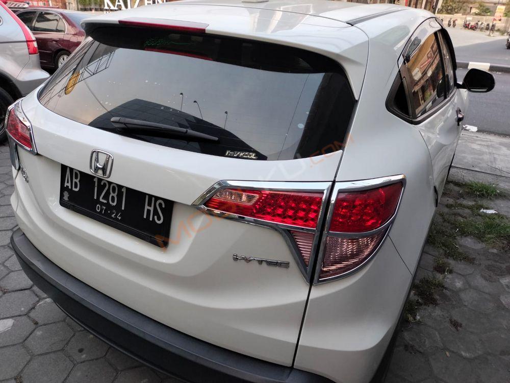 Mobil Honda HR-V 2015