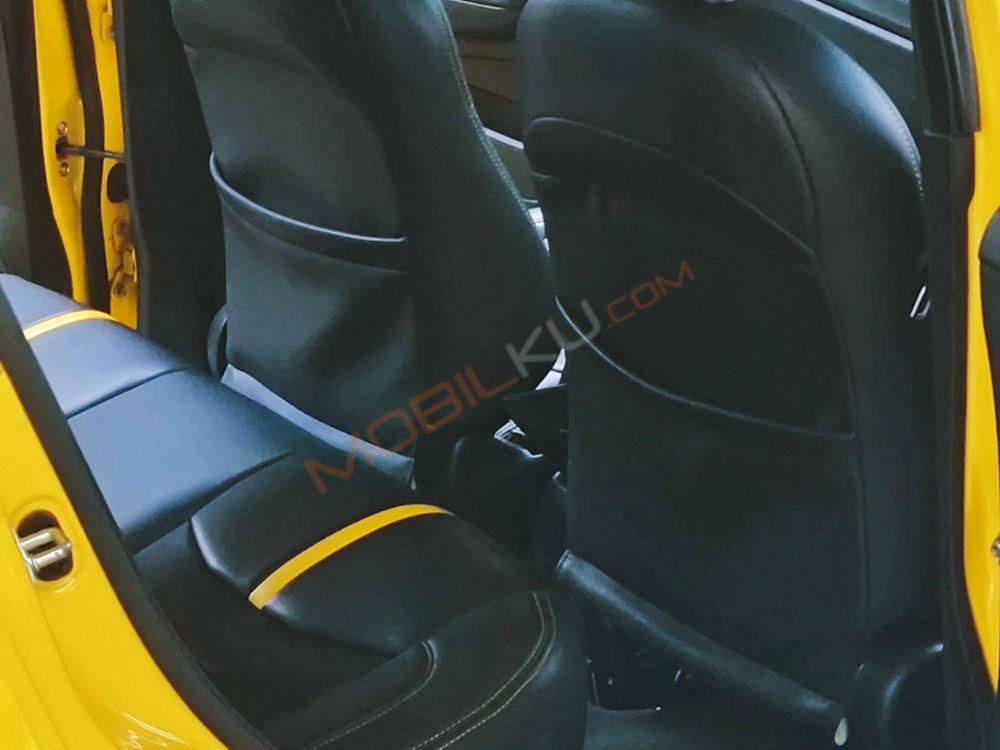 Mobil Honda Brio 2022