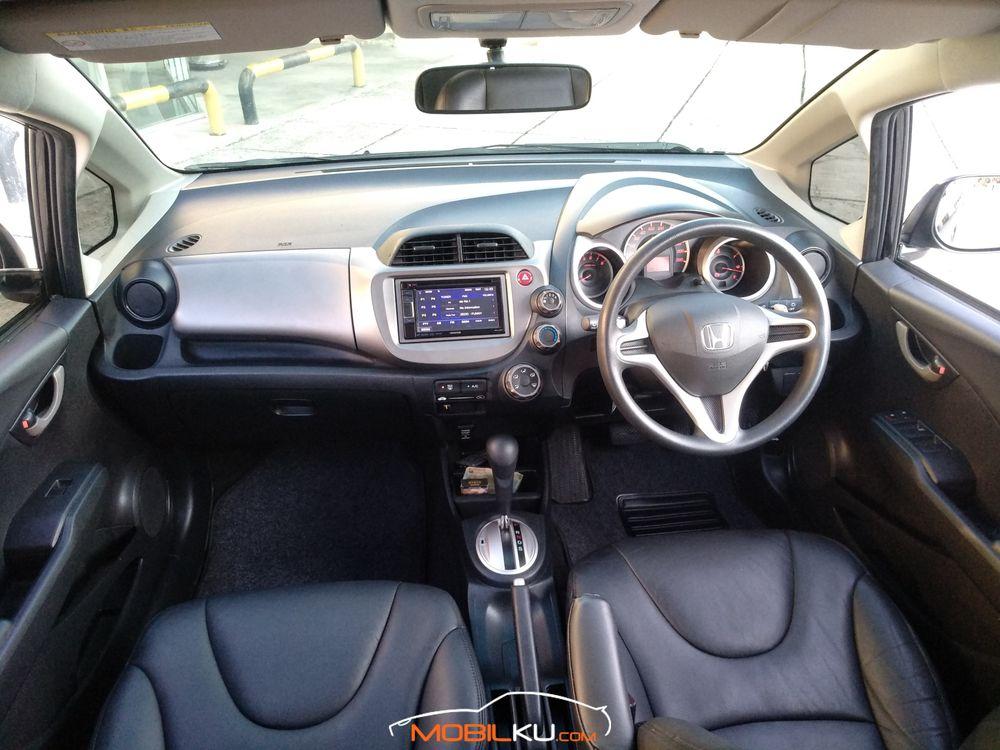 Mobil Honda Jazz 2013