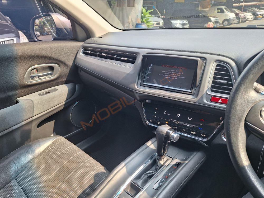 Mobil Honda HR-V 2017