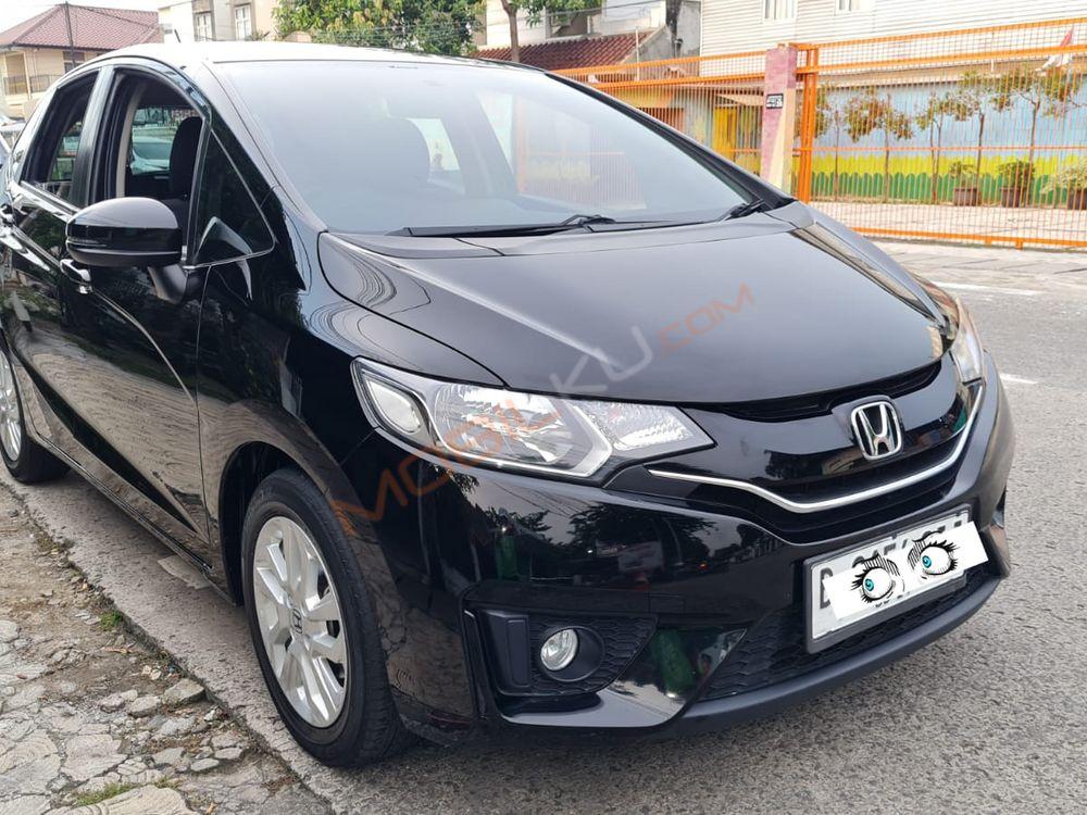 Mobil Honda Jazz 2019