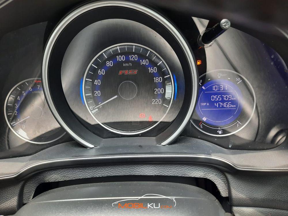 Mobil Honda Jazz 2016