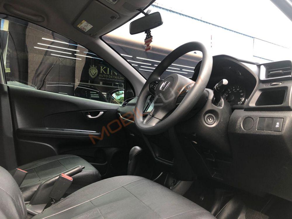 Mobil Honda Mobilio 2017