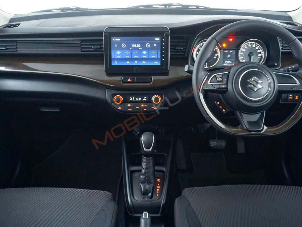Mobil Suzuki Ertiga 2021